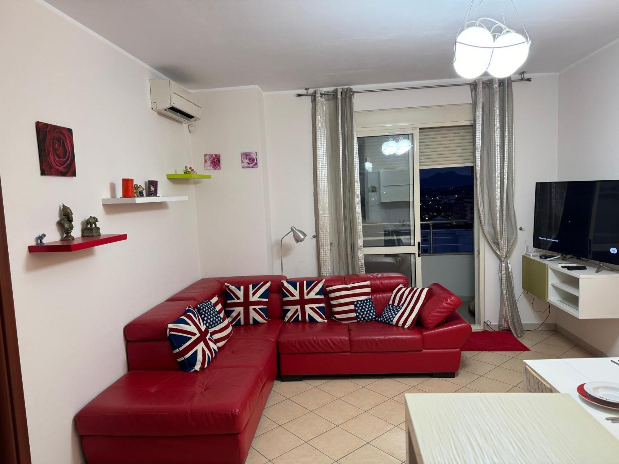 3 Bedrooms Apartment Shkoder Bagian luar foto